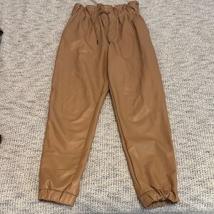 Abercrombie & Fitch Faux Leather Jogger Pants – Camel Brown – Size Small